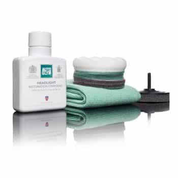 Restauración de faros delanteros con Autoglym