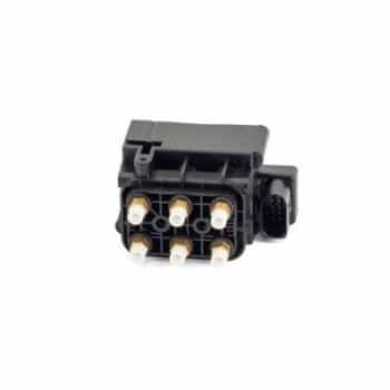 Valve, système d'air comprimé