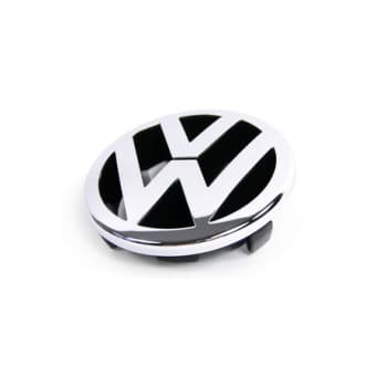 Emblema de Volkswagen en el frente